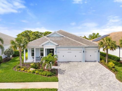 8281 Grande Shores Dr, SARASOTA, FL, 34240-2329 | Card Image