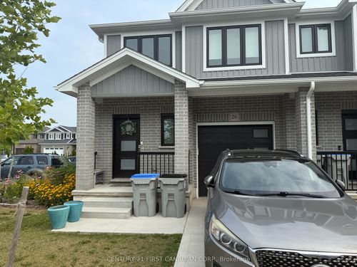 26-17 Nicholson St, Lucan, ON, N0M2J0 | Card Image