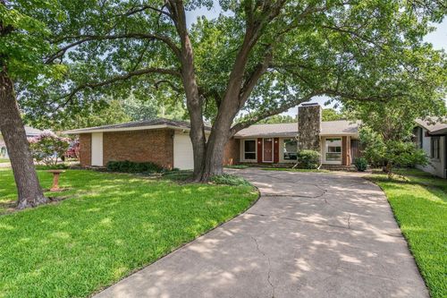 919 Meadow View Dr, Richardson, TX, 75080-3009 | Card Image