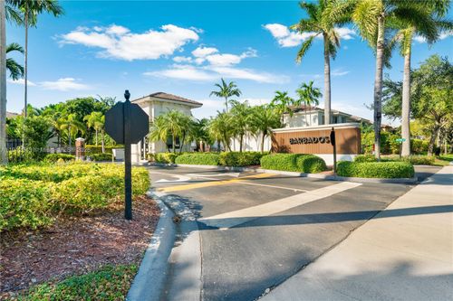 11583 Nw 69th Ter, Doral, FL, 33178-5540 | Card Image