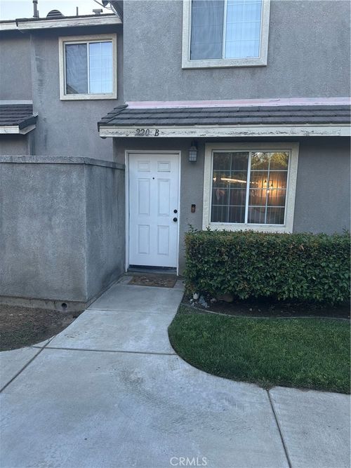 b-220 W Walnut Ave, Rialto, CA, 92376-3498 | Card Image