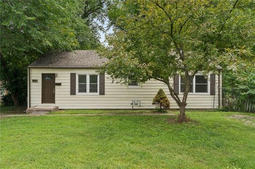 2811 S Northern Blvd, Independence, MO, 64052-2957 | Card Image