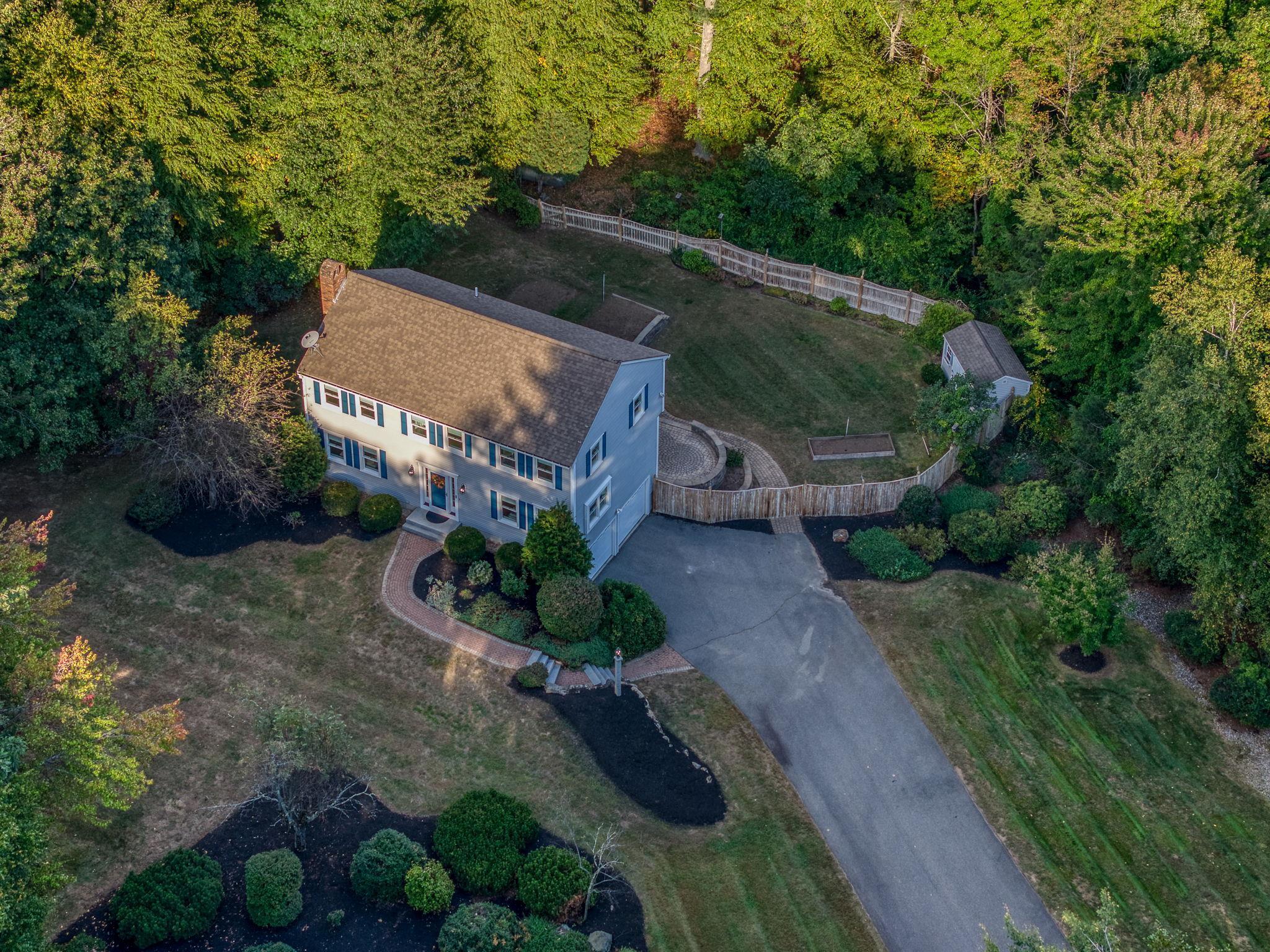 Quincy Dr, Bedford, NH 03110