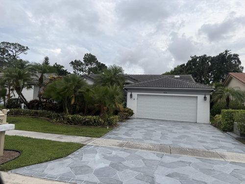 8291 Lake Cypress Rd, Lake Worth, FL, 33467-2448 | Card Image