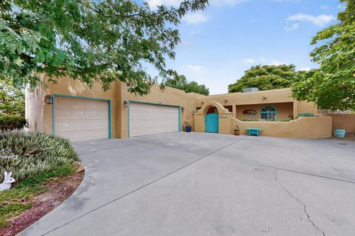 600 Don Federico Ct Sw, Los Lunas, NM, 87031-8593 | Card Image