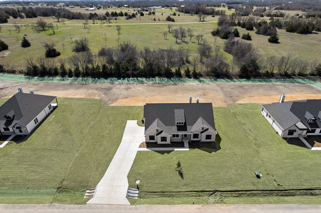 1040 Julian Dr, House other with 4 bedrooms, 3 bathrooms and null parking in Van Alstyne TX | Image 38