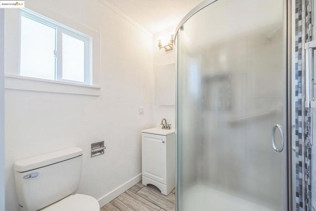 1515 Derby St, Condo with 2 bedrooms, 1 bathrooms and null parking in Berkeley CA | Image 12