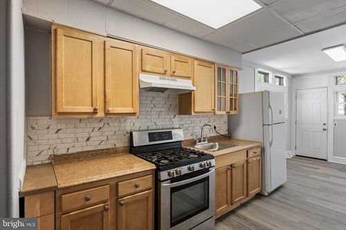 59 N Keystone Ave, UPPER DARBY, PA, 19082-1701 | Card Image