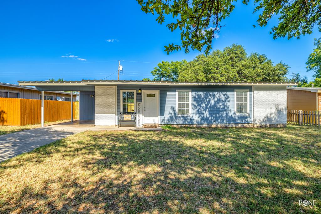 Robin Hood Trl, San Angelo, TX 76901