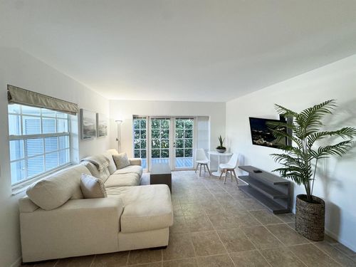 apt-1-234 Oleander Ave, Palm Beach, FL, 33480-3824 | Card Image