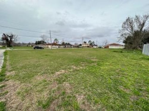 3201 Daniel Dr/5804 E. Genie Street, Violet, LA, 70092 | Card Image