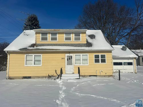 205 E 3rd St, Peterson, IA, 51047-7748 | Card Image