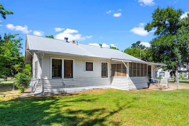 Back of property | Image 25