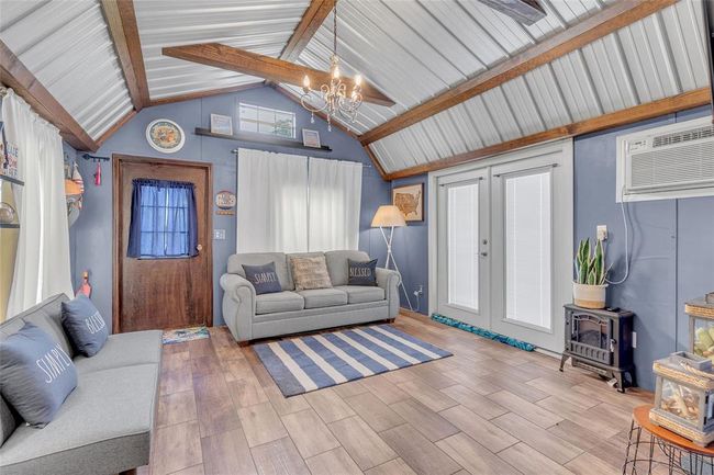 400 Canal Dr, House other with 1 bedrooms, 1 bathrooms and null parking in Pointblank TX | Image 5