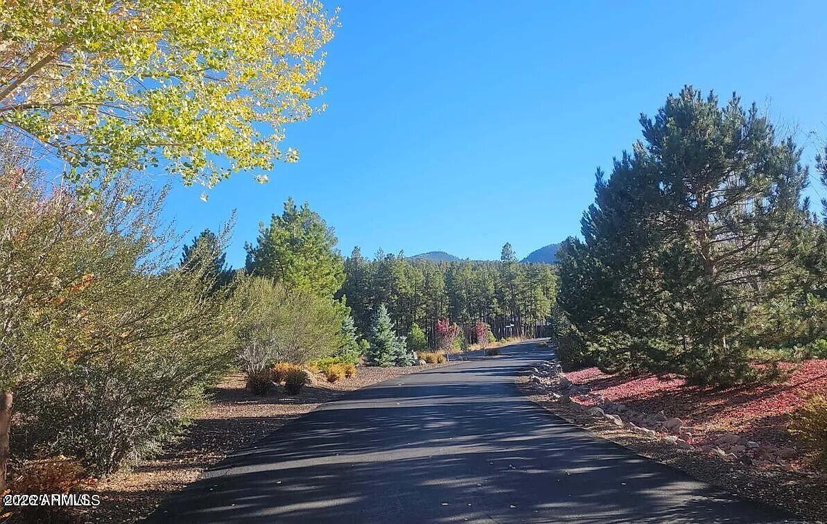Land in Williams 4