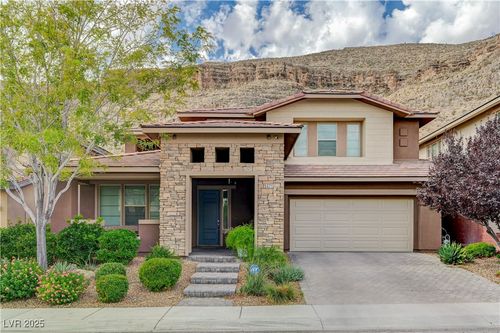 5671 Mesa Mountain Dr, Las Vegas, NV, 89135-1223 | Card Image