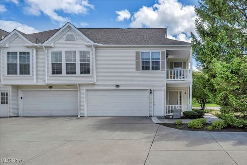 345 E Legend Ct, Highland Heights, OH, 44143-3695 | Card Image