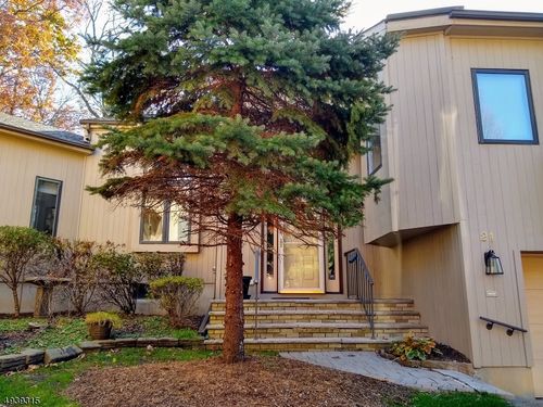 21-21 Sherwood Dr, Mountain Lakes, NJ, 07046-1457 | Card Image