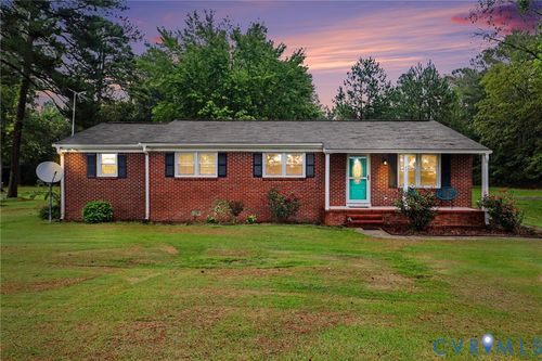 6921 Hines Rd, Disputanta, VA, 23842-8510 | Card Image