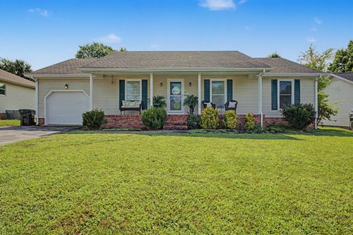 583 Winchester Dr, Hopkinsville, KY, 42240-5246 | Card Image