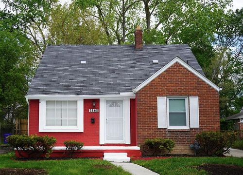 9074 Patton St, Detroit, MI, 48228-1622 | Card Image