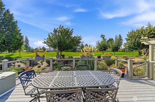 23041 Ne 127th Way, Redmond, WA, 98053-5658 | Card Image