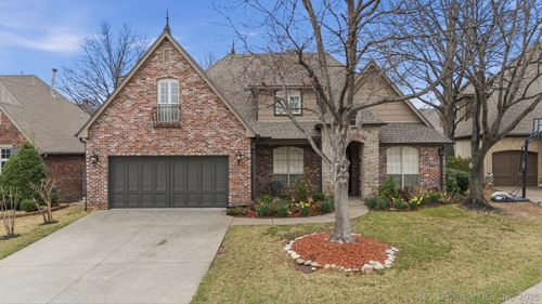 8677 E 104th Pl, Tulsa, OK, 74133-7086 | Card Image