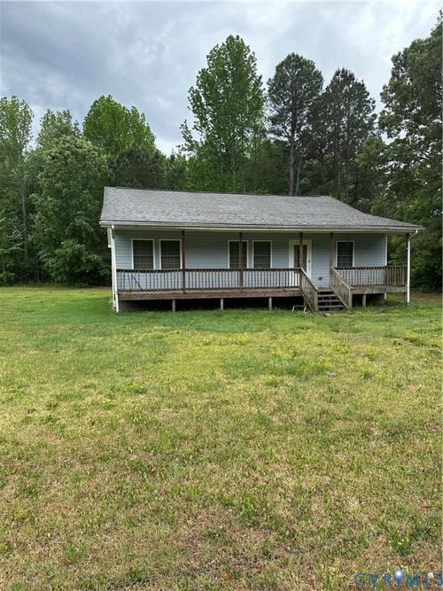 4026 Davis St, Emporia, VA, 23847-6462 | Card Image