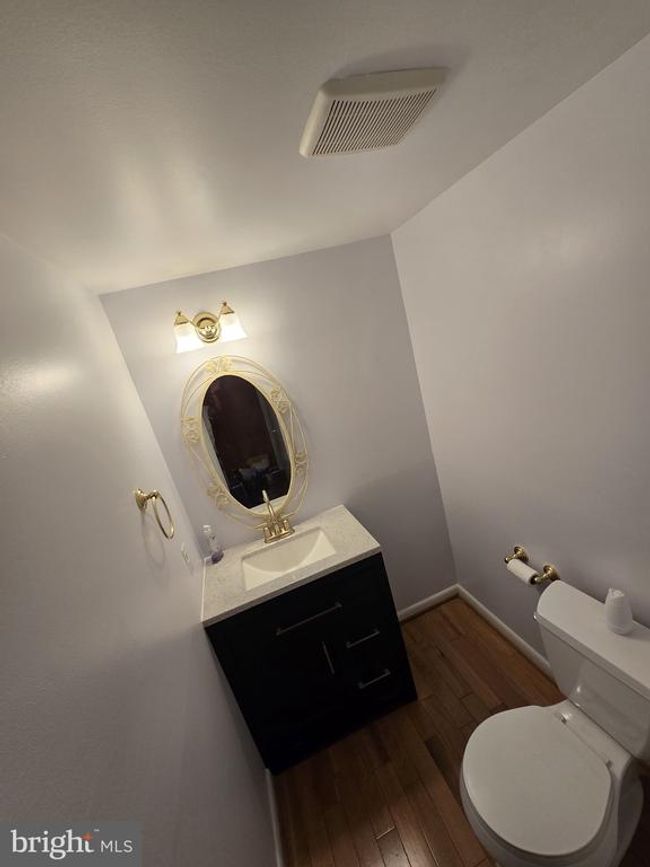 11721 Newbridge Ct, Townhouse with 4 bedrooms, 4 bathrooms and null parking in RESTON VA | Image 31