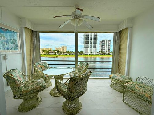 apt-312-20 Yacht Club Dr, North Palm Beach, FL, 33408-3978 | Card Image