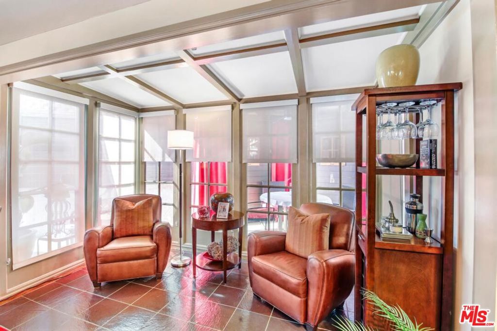 Residential Lease in Los Angeles