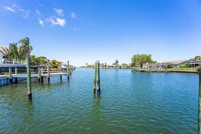 835 Symphony Isles Blvd, House other with 3 bedrooms, 3 bathrooms and null parking in APOLLO BEACH FL | Image 56