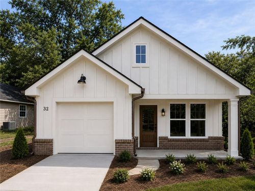 32 Walker St, Cartersville, GA, 30120-3435 | Card Image