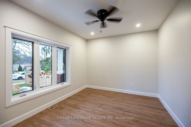 214 Aberdeen Ave, House other with 4 bedrooms, 3 bathrooms and 4 parking in Peterborough ON | Image 7