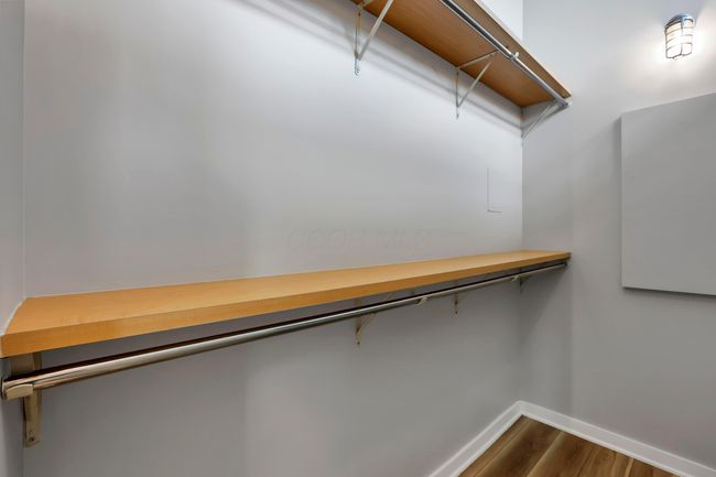 Large walk-in closet | Image 33