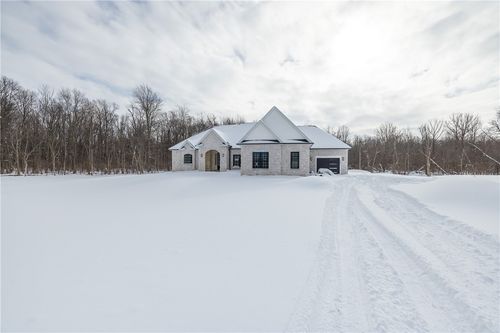 105 Yoruk Forest Ln, Rush, NY, 14543-9630 | Card Image