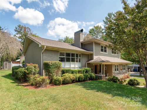 221 Balsam Rd, Hendersonville, NC, 28792-5832 | Card Image