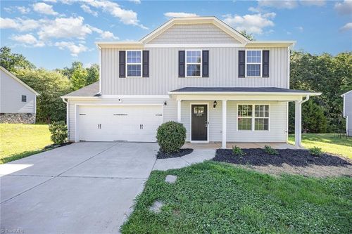 2739 Buckhorn Dr, Randleman, NC, 27317-8303 | Card Image