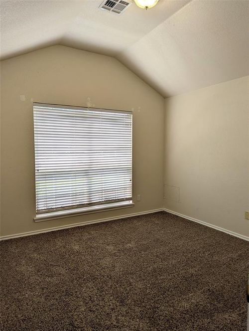 2604 Southern Hills Drive, Moore, OK, 73160 | Card Image