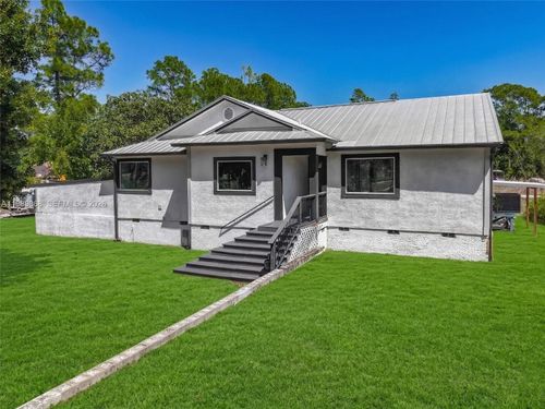 310 14th Street Se, Naples, FL, 34117 | Card Image