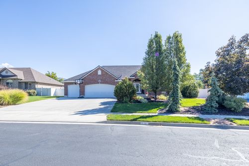 1670 1350, Farr West, UT, 84404-2648 | Card Image