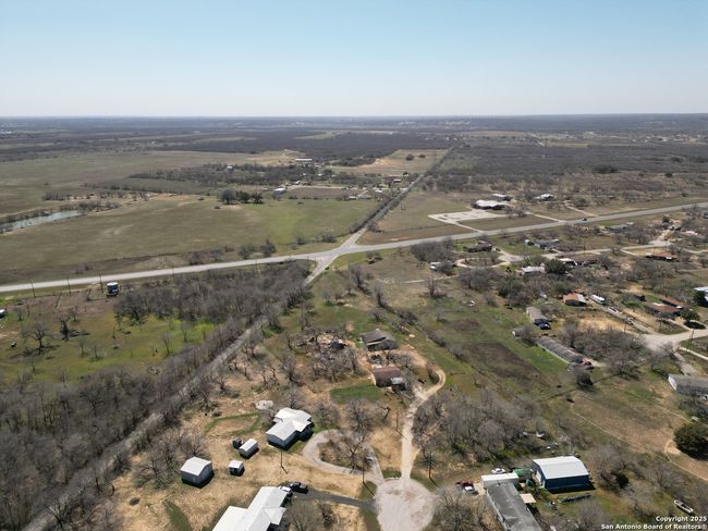 17423 Fx Ball Dr, House other with 1 bedrooms, 3 bathrooms and null parking in Elmendorf TX | Image 23