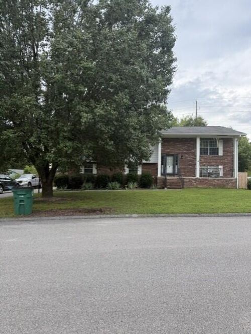 1222 Laurelwood Dr, Chattanooga, TN, 37412-1920 | Card Image