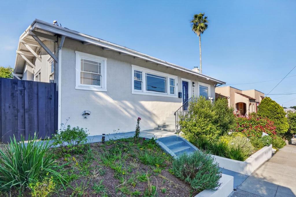 Residential in Oakland 4