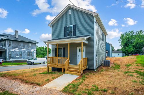 1525 Taylor St, Lynchburg, VA, 24504-3437 | Card Image
