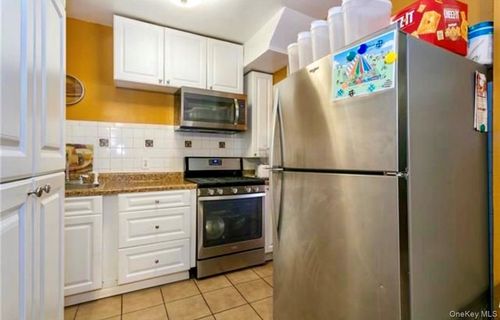 133 W 195th St, Bronx, NY, 10468-2503 | Card Image