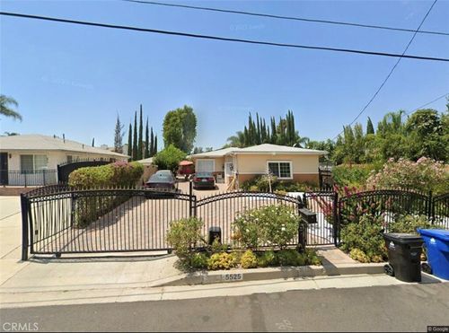 5525 Beckford Ave, Tarzana, CA, 91356-3114 | Card Image