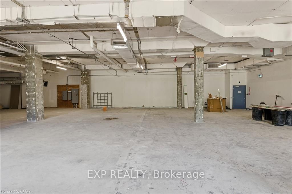 Commercial Lease in Kitchener 4