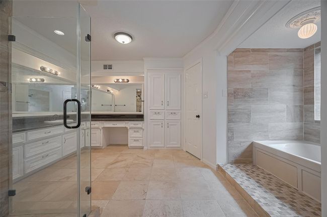 Primary Bath | Image 25