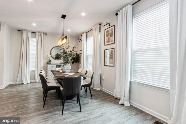 530 View Point Way, Townhouse with 4 bedrooms, 4 bathrooms and null parking in FREDERICKSBURG VA | Image 6